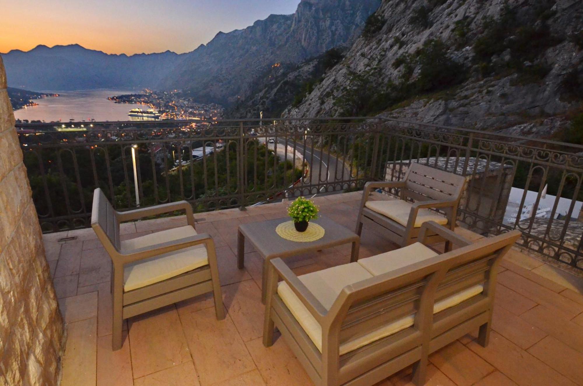 Boka Devine Residence Kotor Exterior photo