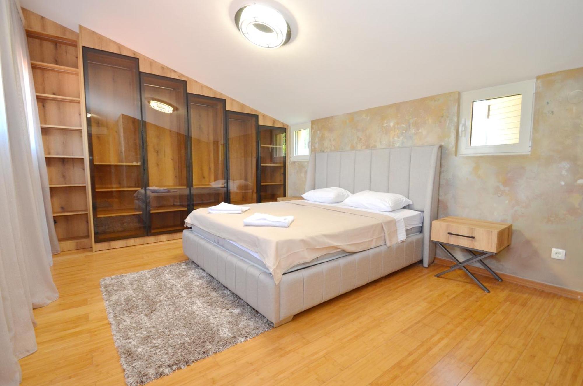 Boka Devine Residence Kotor Room photo